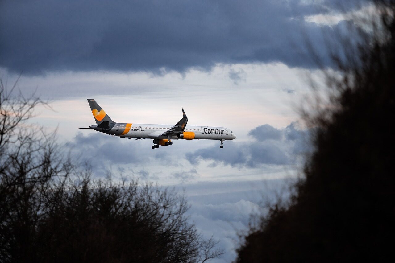 plane, flying, airport, planes, aviation, travel, traffic, vacations, tourism, condor